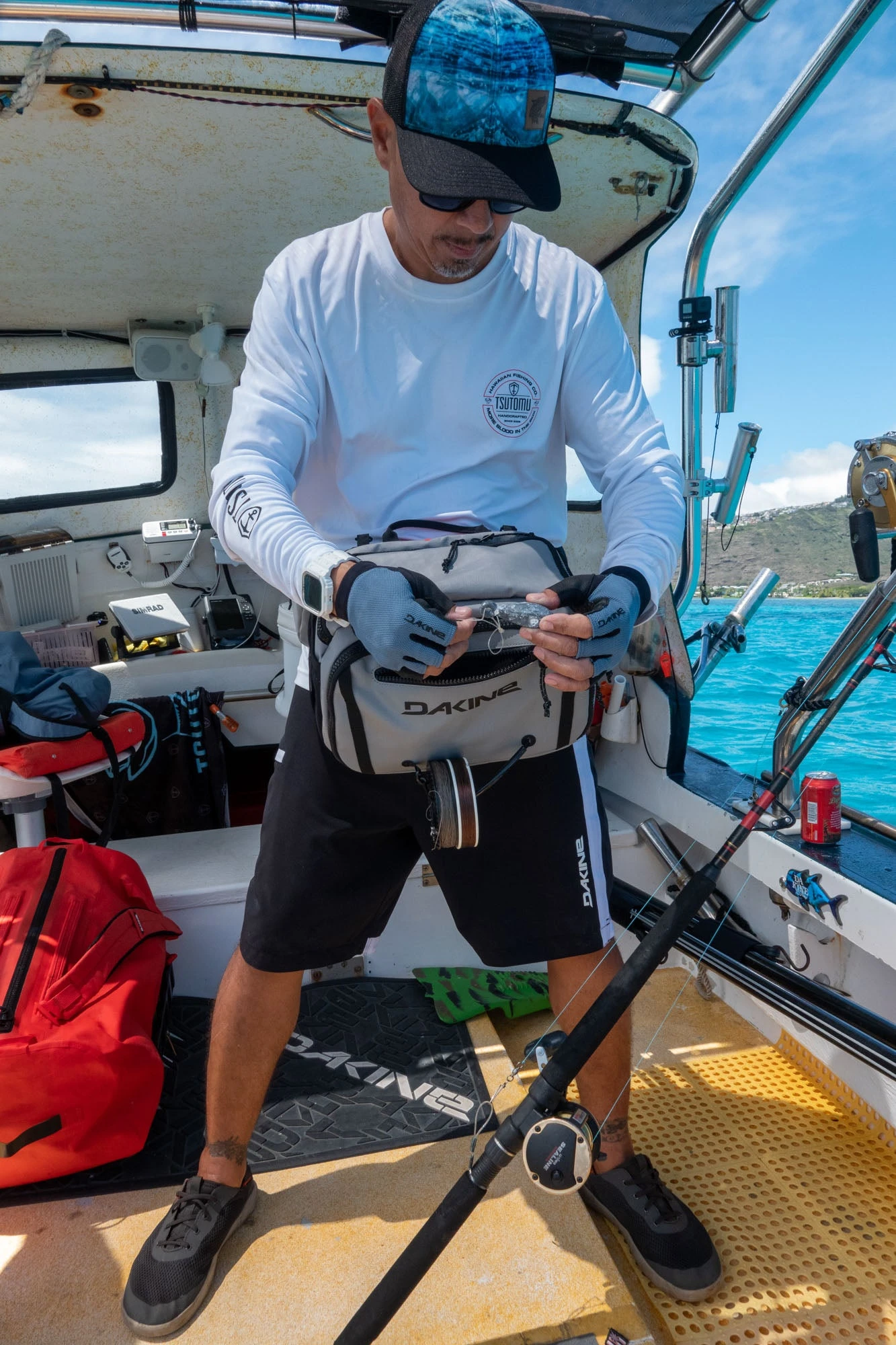 Mission Fish Waist Pack 12L - Image 12