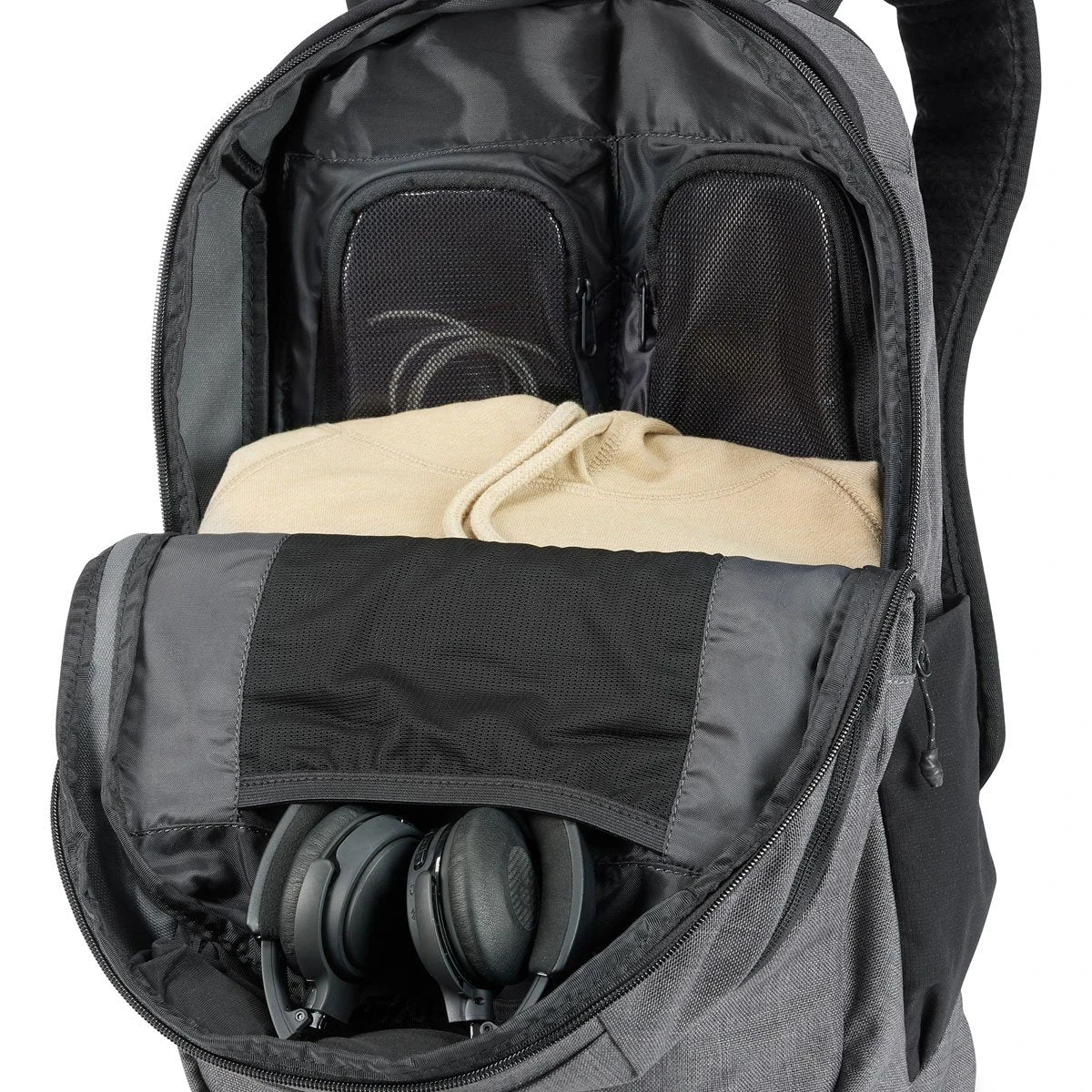 Network 32L Backpack - Image 16
