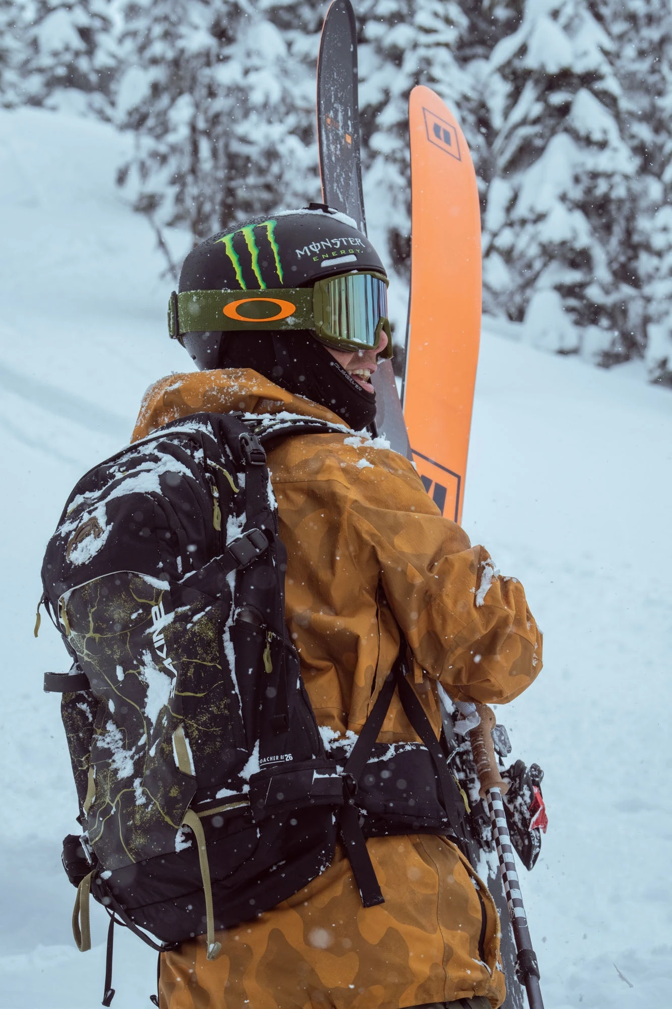 Team Poacher R.A.S. 26L Backpack - Sammy Carlson - Image 3