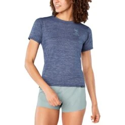 Dauntless Loose Fit Short Sleeve Surf Shirt - Women's